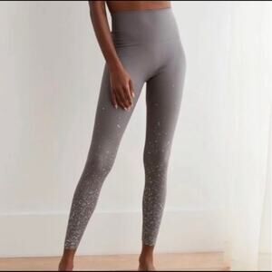 Aerie Chill Play Move Feel Cool Gray Star 7/8 Hi Rise Leggings Womens Size L Gym